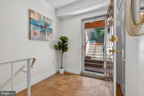$925,000 | 3297 Sutton Place Northwest, Unit C, Washington, DC 20016