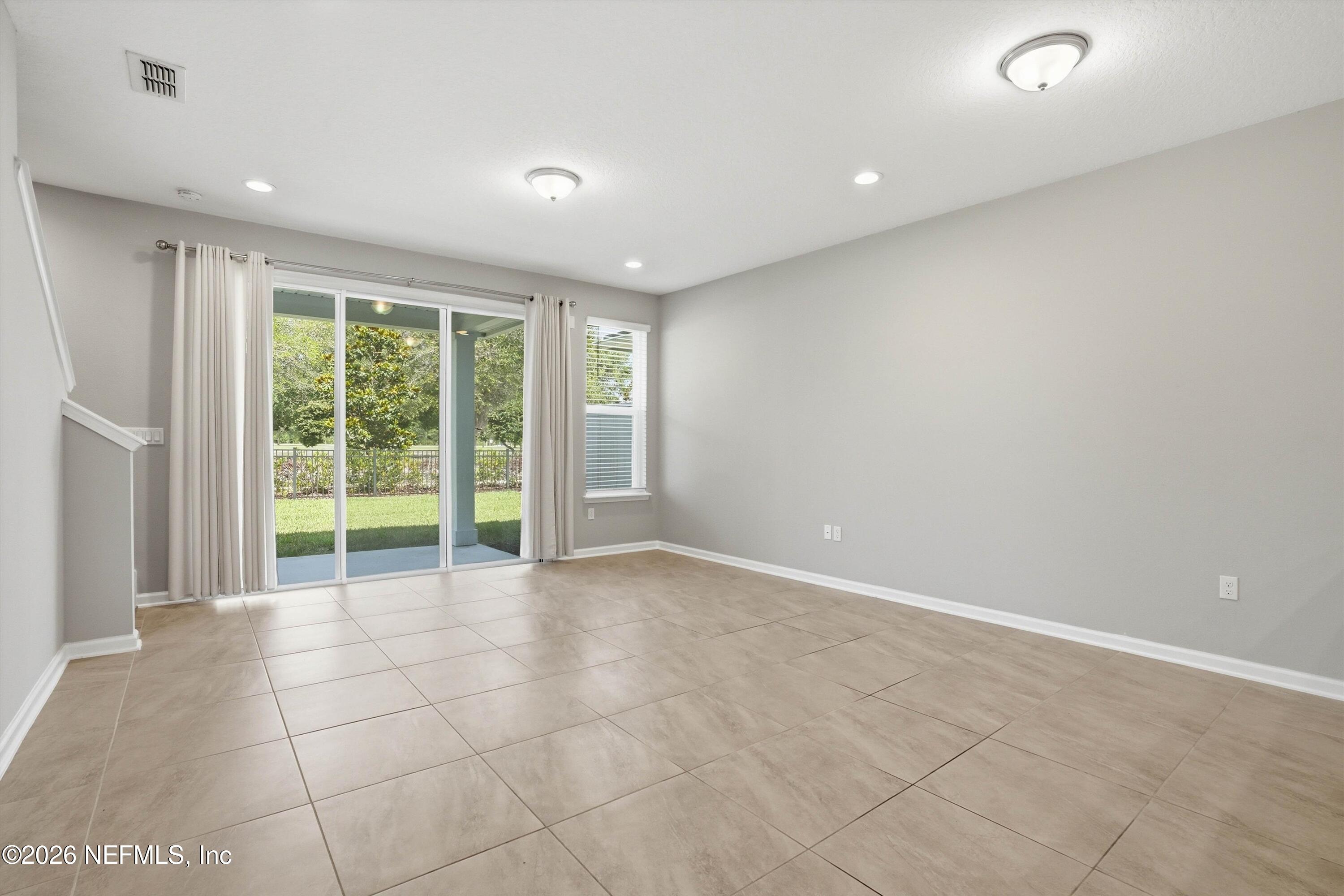 12903 Ludo Road Jacksonville, FL 32258 - Photo 9 of 23 Living Room