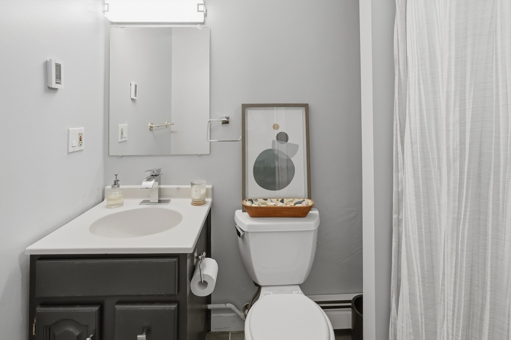 56 King Street Uxbridge, MA 01569 - Photo 26 of 35