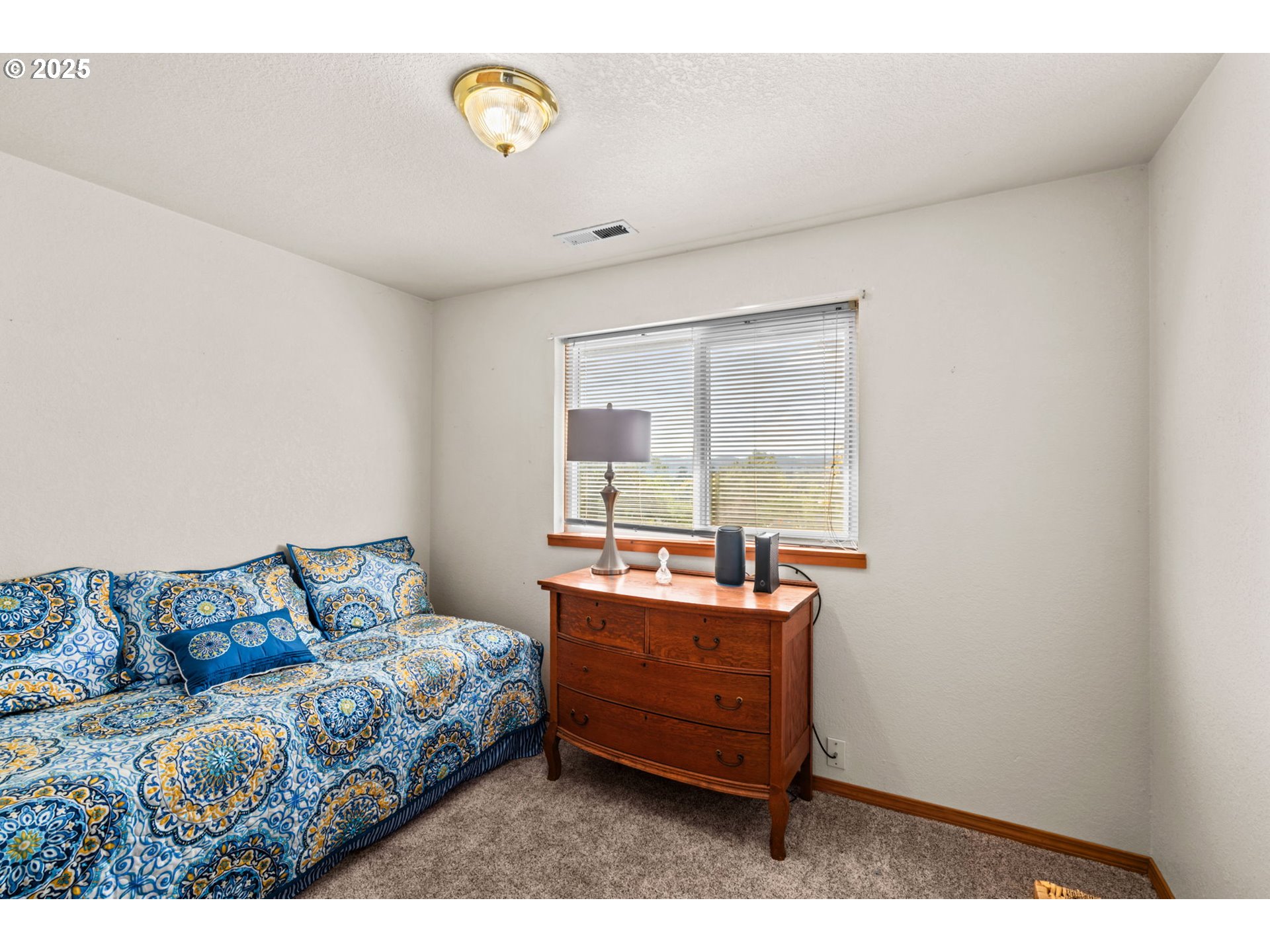 405 Corona Loop Road Roseburg, OR 97471 - Photo 13 of 22