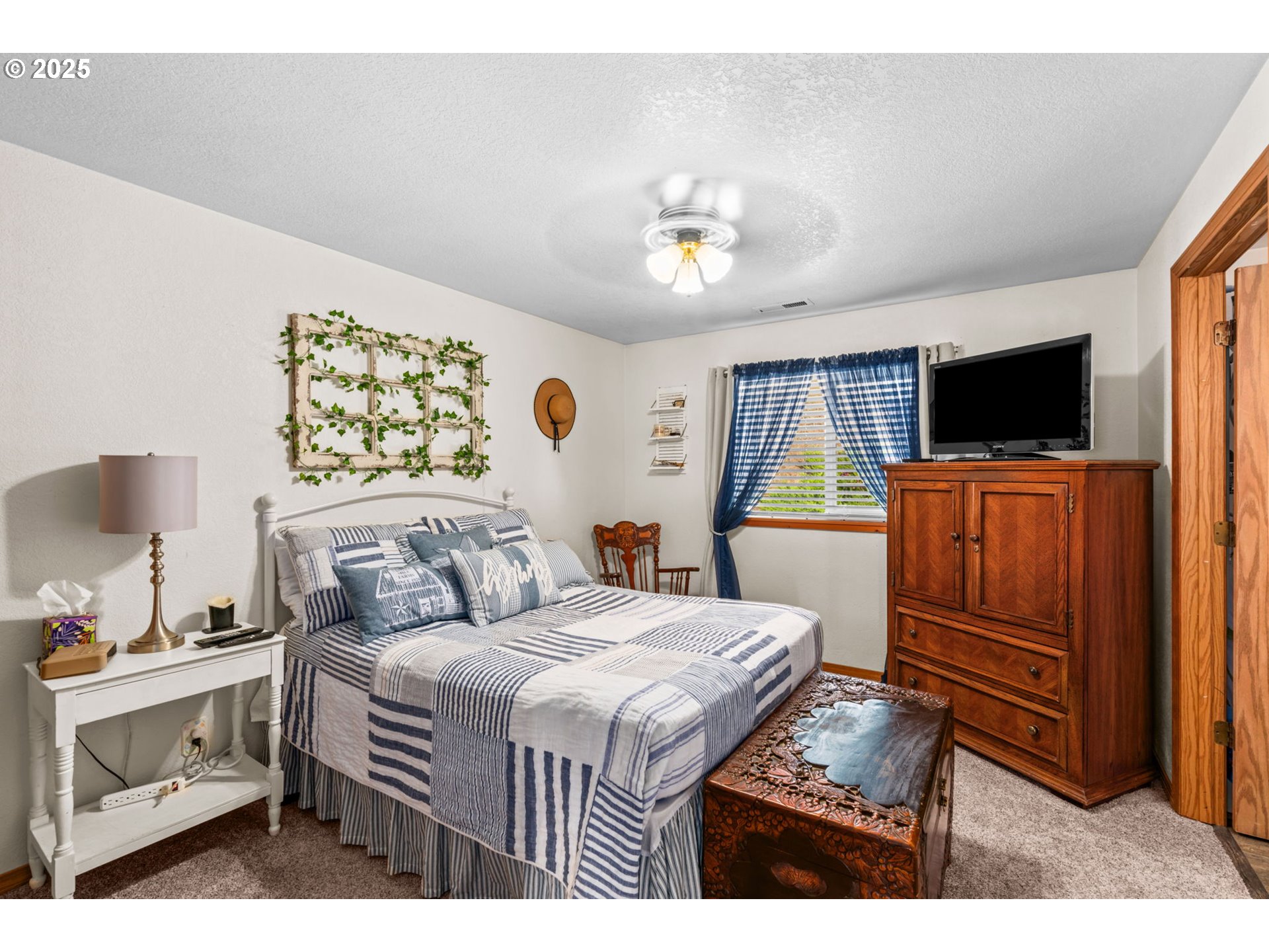 405 Corona Loop Road Roseburg, OR 97471 - Photo 17 of 22