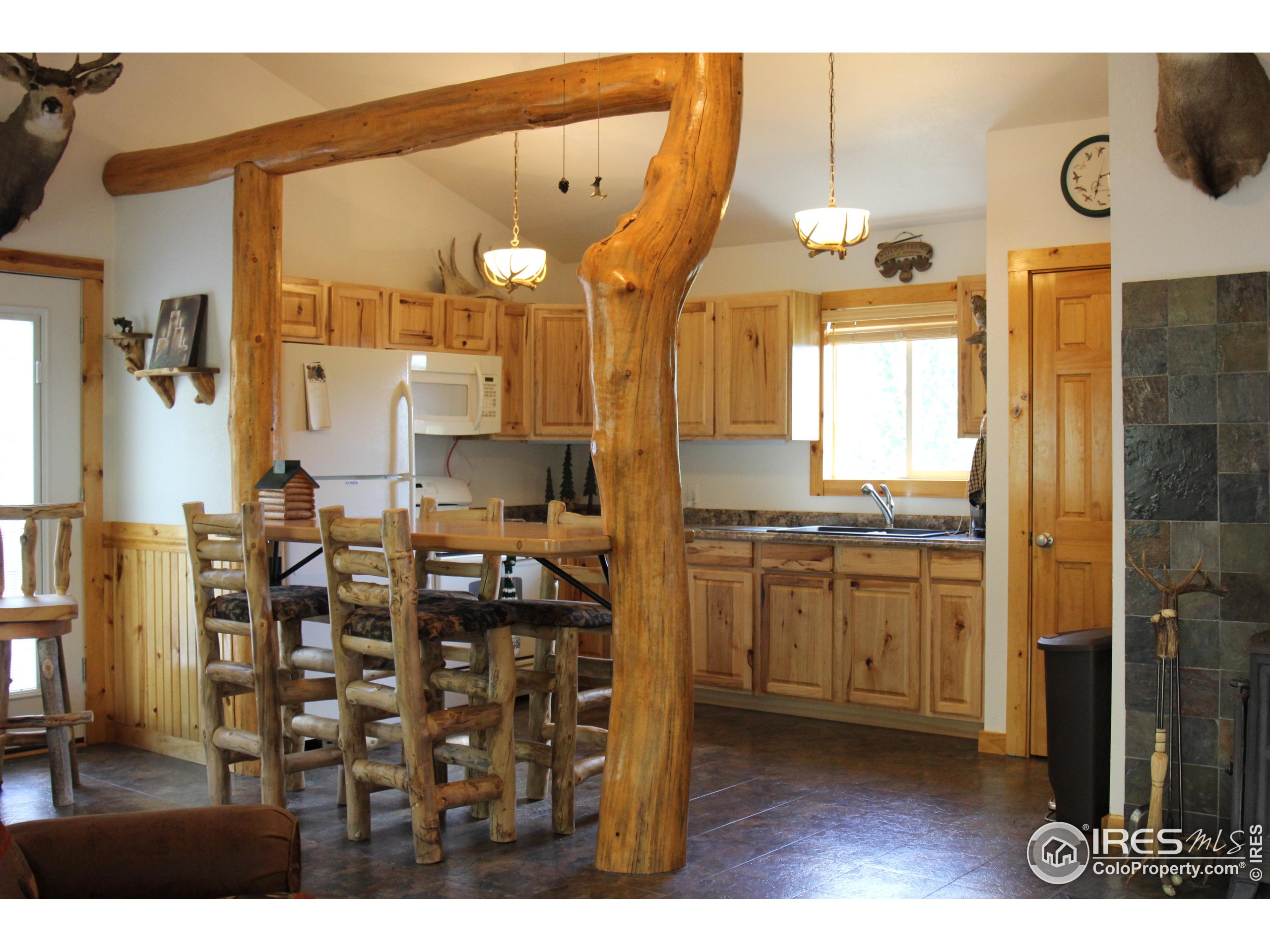 6026 County Road Cowdrey, CO 80434 - Photo 16 of 40