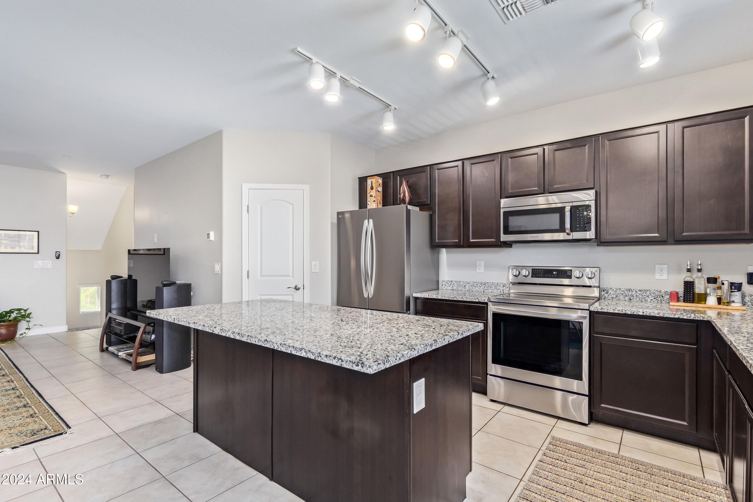 2150 West Alameda Road, Unit 1327 Phoenix, AZ 85085 - Photo 10 of 52 19 - Alameda