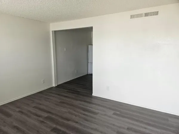 $799 | 1307 East Vista Avenue, Unit 1, Phoenix, AZ 85020