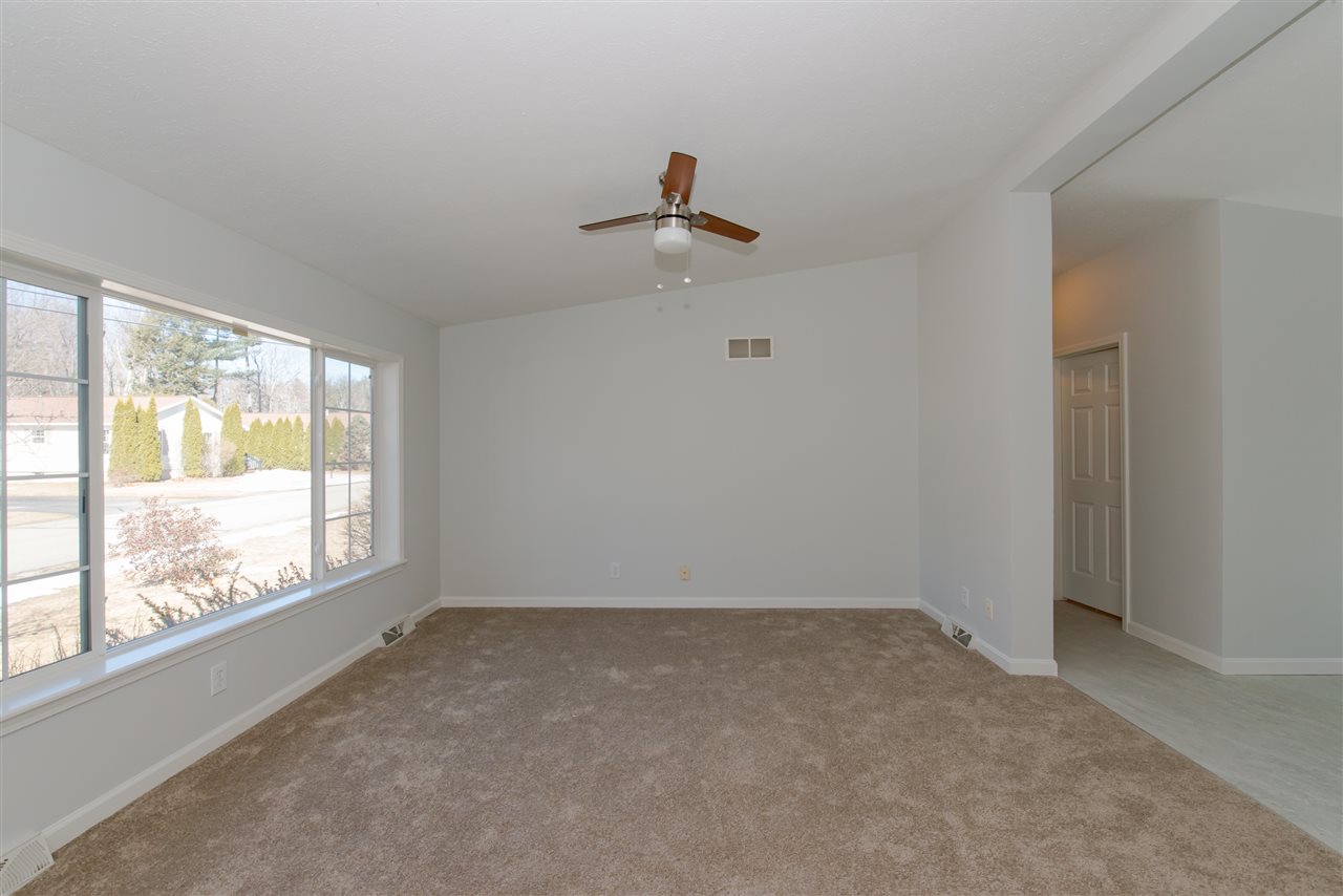 51 Fox Ridge Drive Berwick, ME 03901 - Photo 8 of 30 Gallery Image 8
