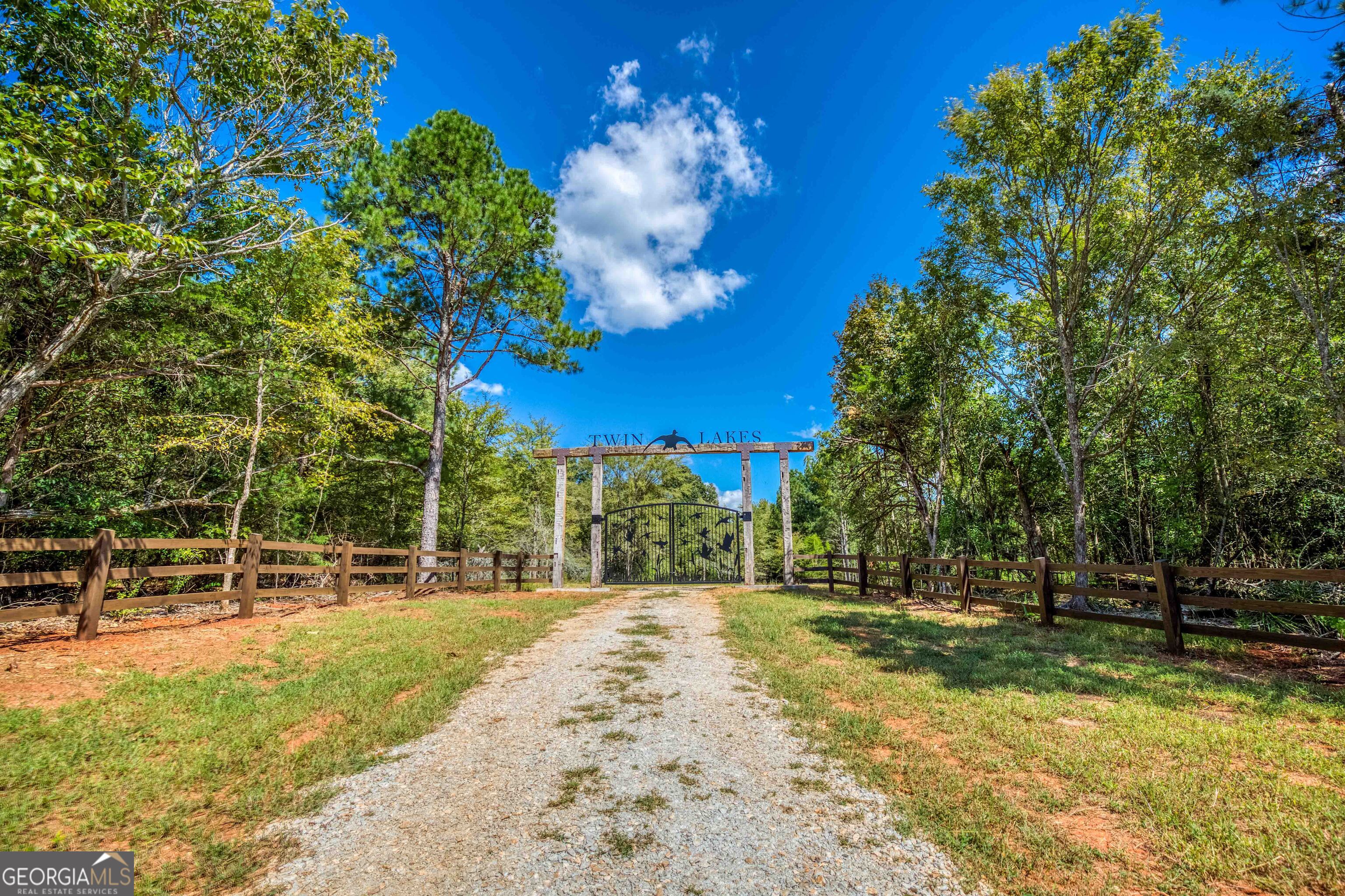 2688 Calhoun Falls Highway Elberton, GA 30635 - Photo 52 of 55 a view of a yard with swimming pool