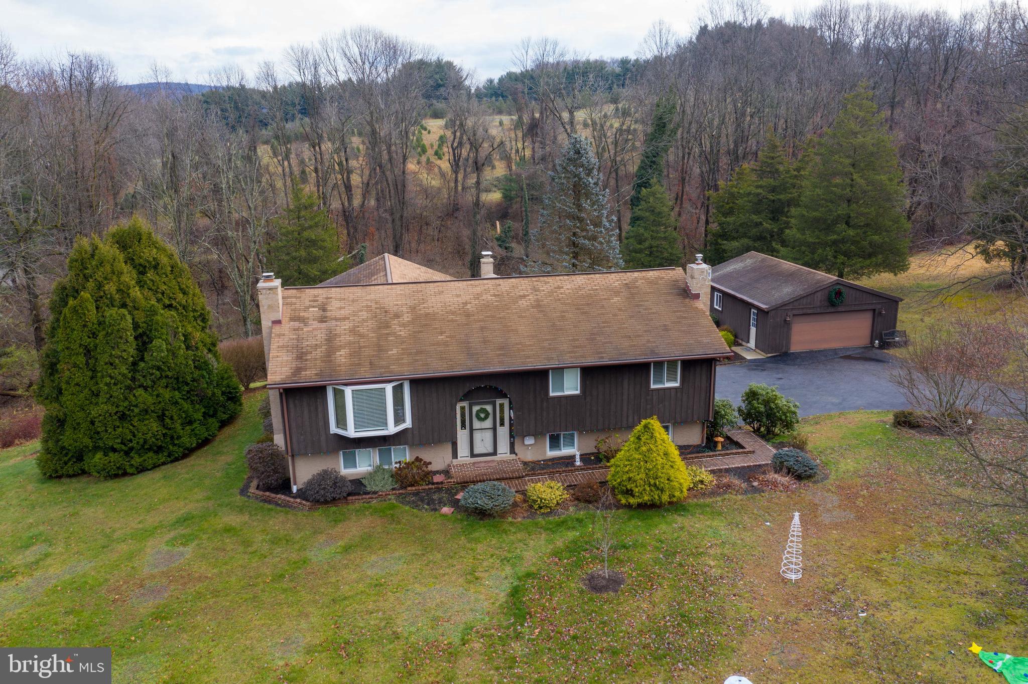 5081 Ridgewood Road Reading, PA 19608 - Photo 1 of 51
