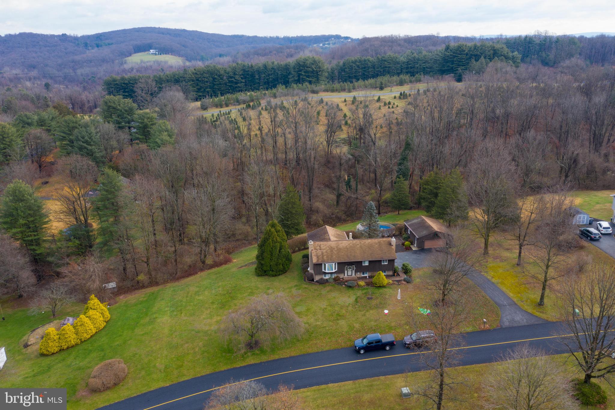 5081 Ridgewood Road Reading, PA 19608 - Photo 2 of 51