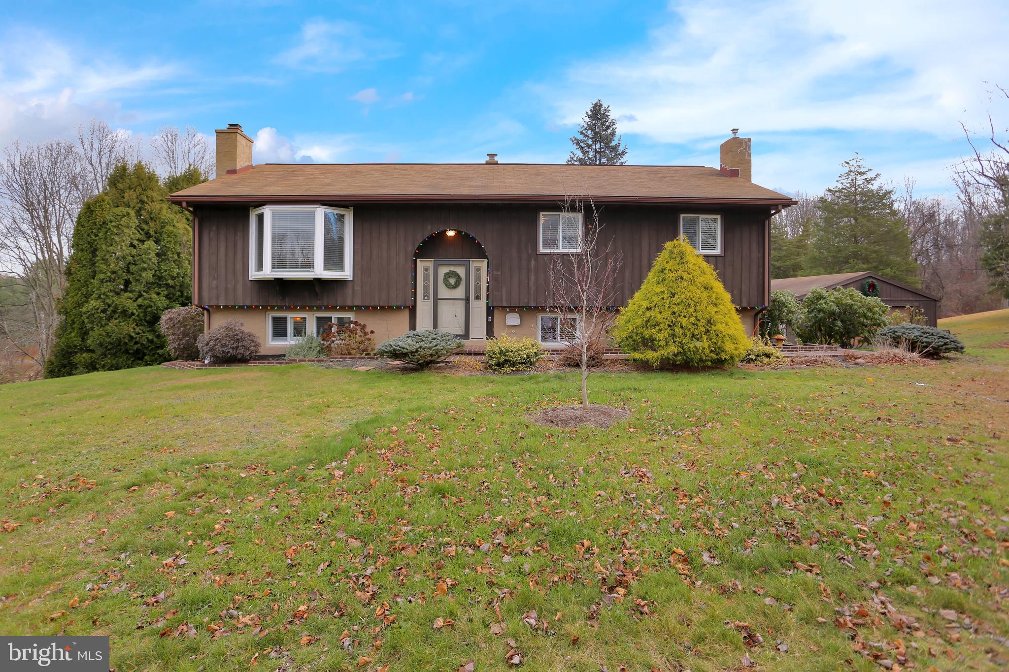 5081 Ridgewood Road Reading, PA 19608 - Photo 4 of 51