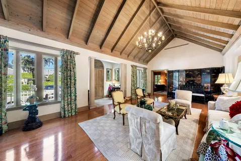 $13,500,000 | 240 Tangier Avenue, Palm Beach, FL 33480