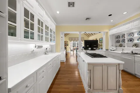 $13,500,000 | 240 Tangier Avenue, Palm Beach, FL 33480