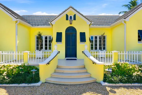 $13,500,000 | 240 Tangier Avenue, Palm Beach, FL 33480