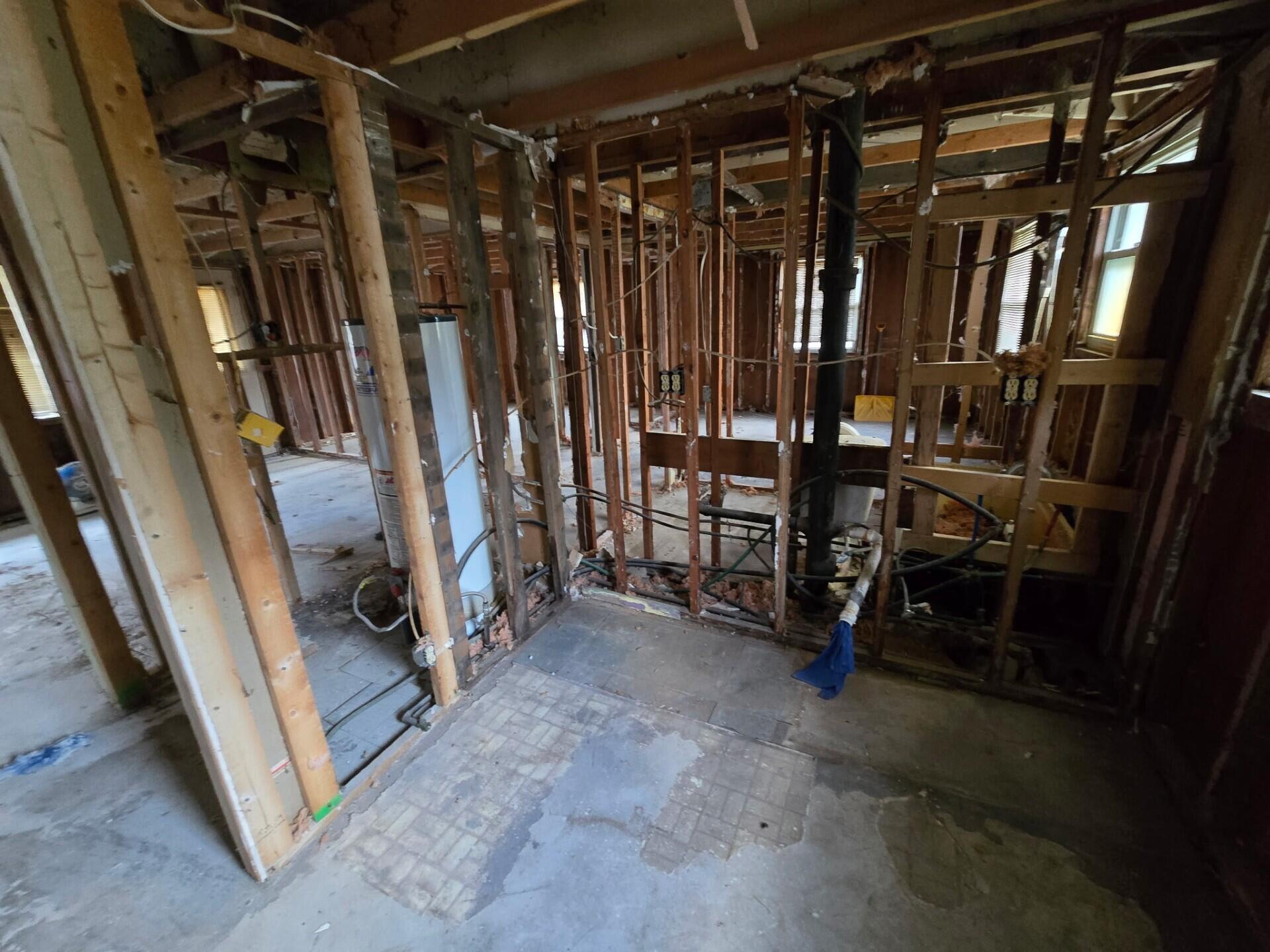 12704 Whitcomb Street Crown Point, IN 46307 - Photo 2 of 6 1920x1440