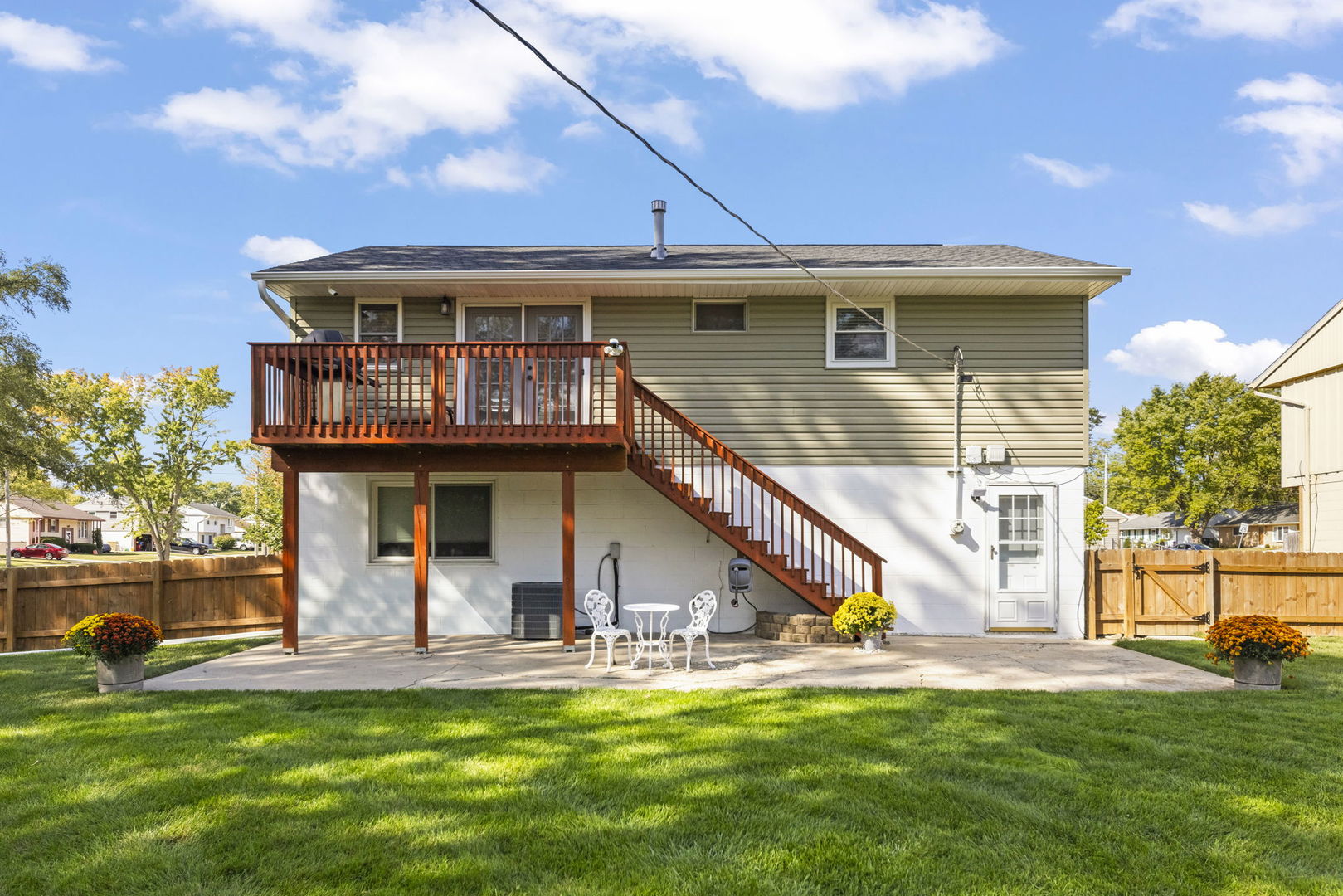 13 South Victoria Lane Streamwood, IL 60107 - Photo 18 of 31