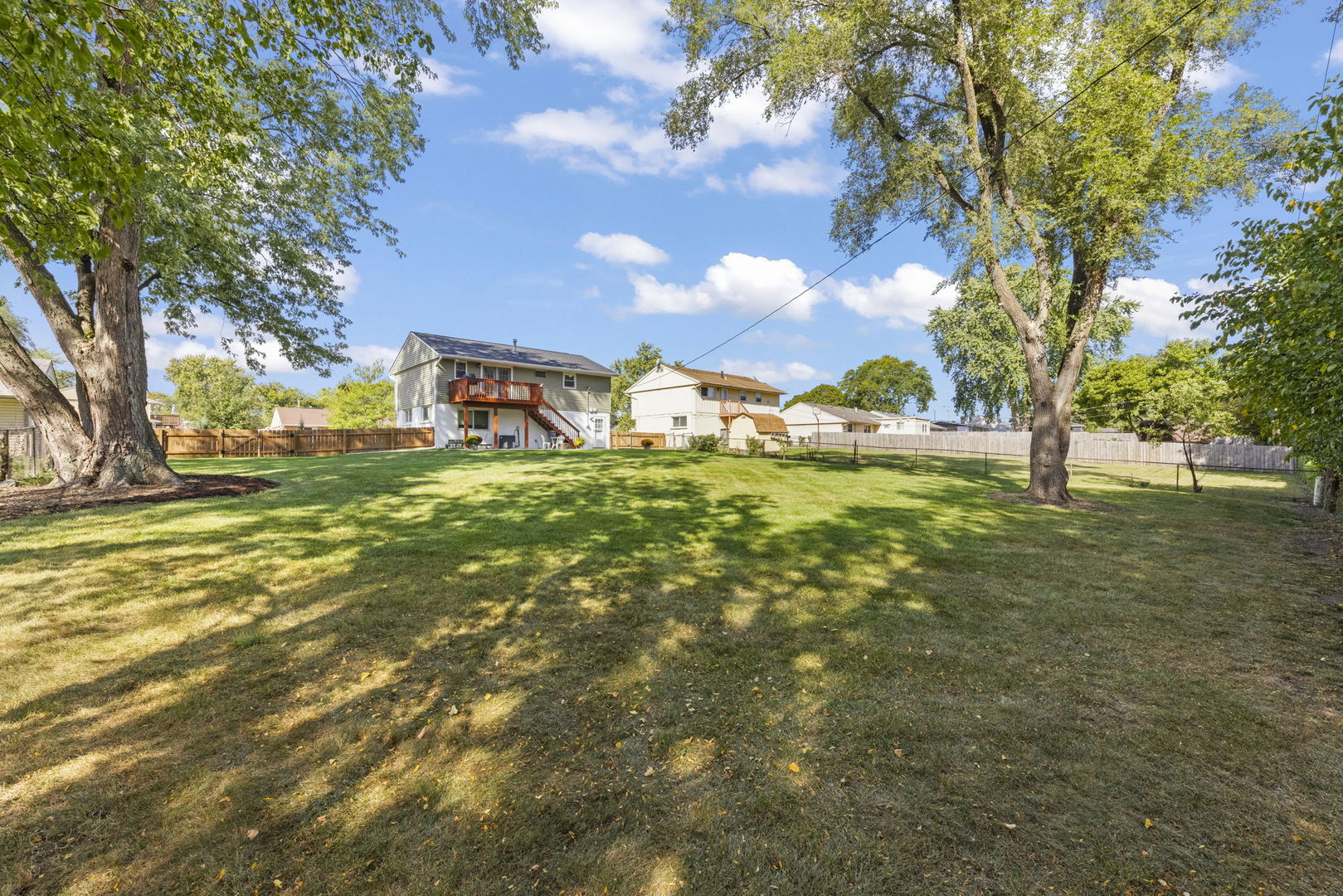 13 South Victoria Lane Streamwood, IL 60107 - Photo 22 of 31