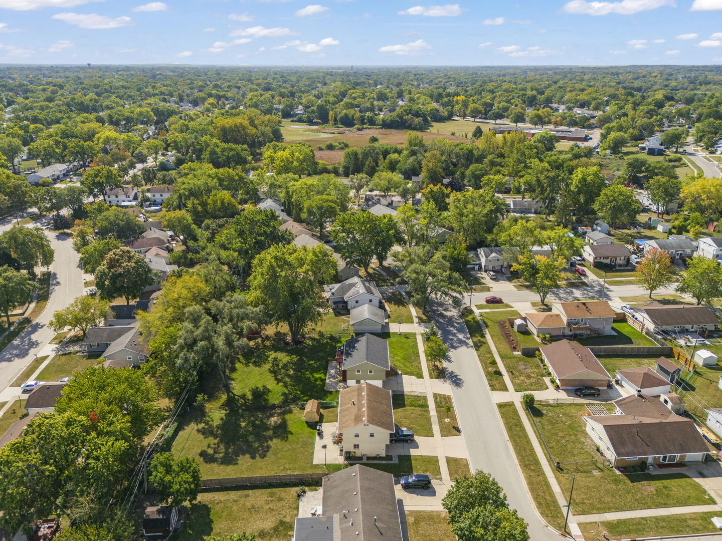 13 South Victoria Lane Streamwood, IL 60107 - Photo 30 of 31