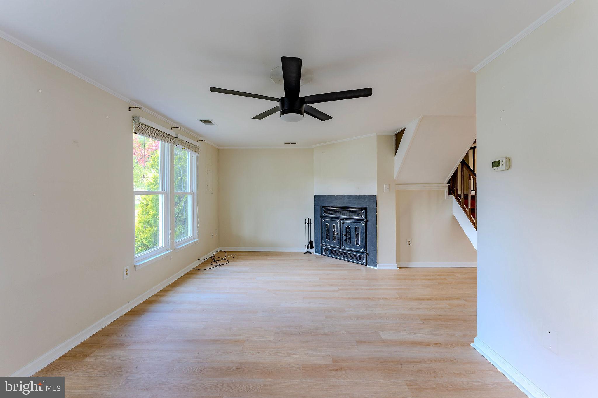 506 Riggs Court Frederick, MD 21703 - Photo 9 of 47 Living Room