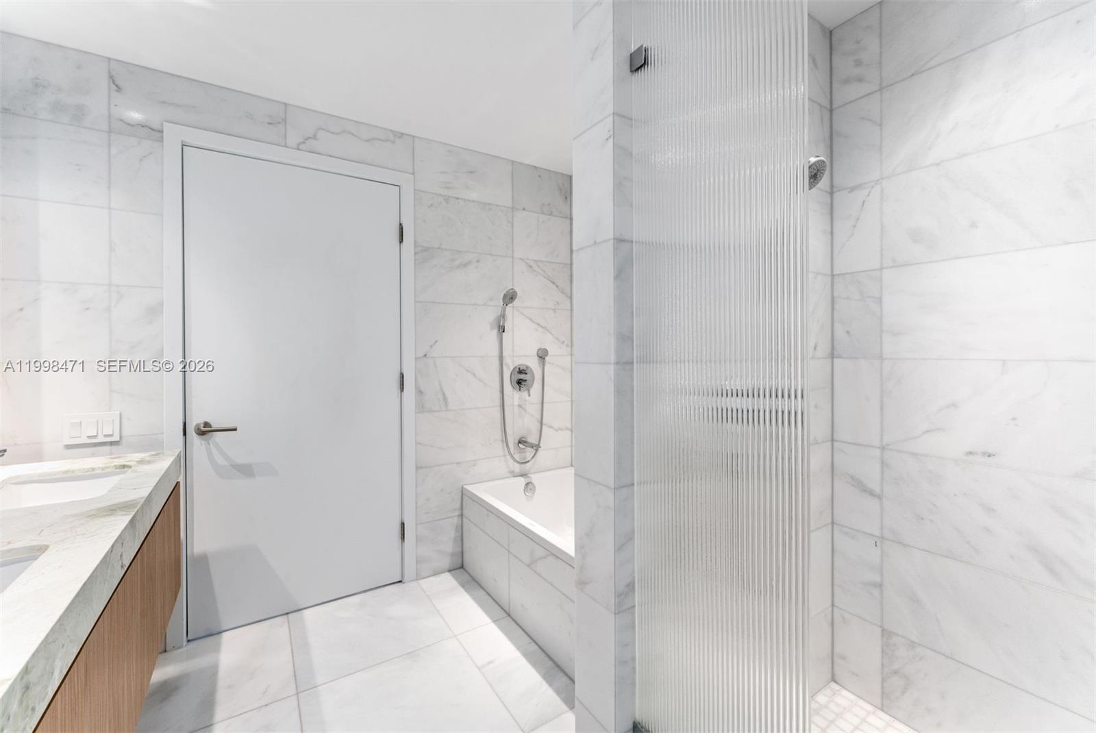 500 Alton Road, Unit 1802 Miami Beach, FL 33139 - Photo 19 of 37