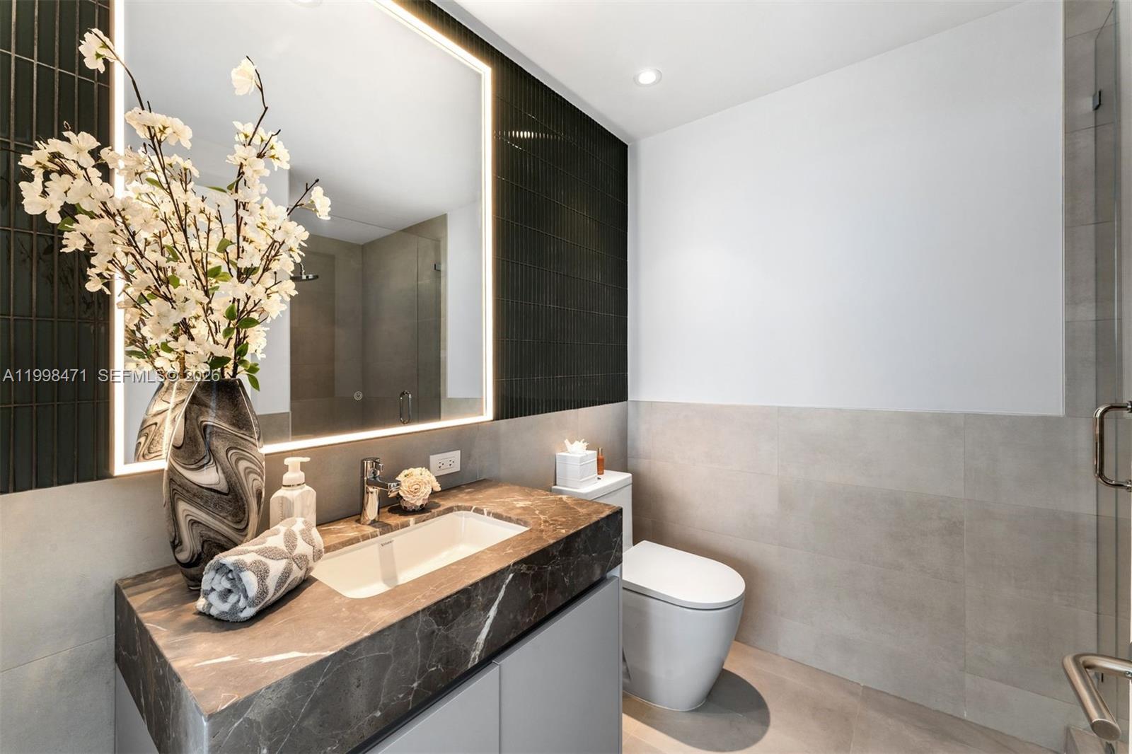 500 Alton Road, Unit 1802 Miami Beach, FL 33139 - Photo 23 of 37