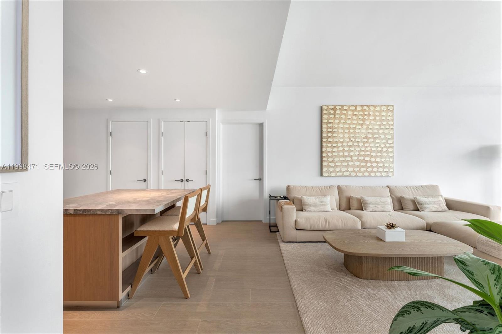 500 Alton Road, Unit 1802 Miami Beach, FL 33139 - Photo 5 of 37