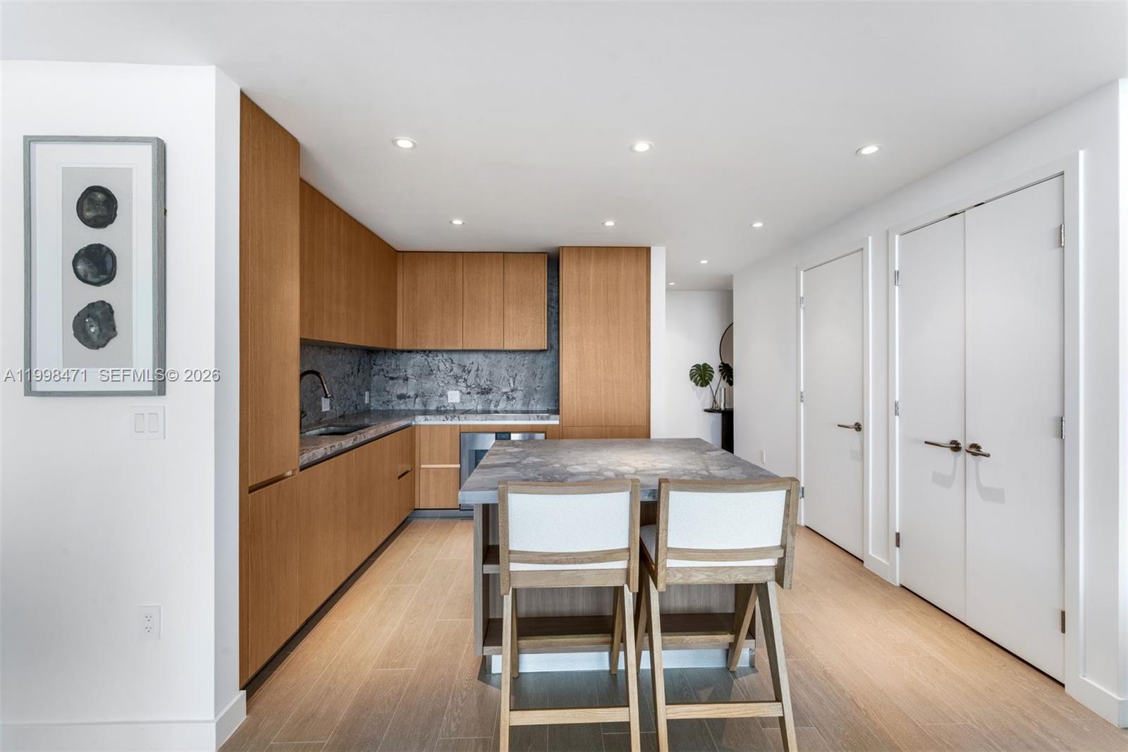 500 Alton Road, Unit 1802 Miami Beach, FL 33139 - Photo 8 of 37