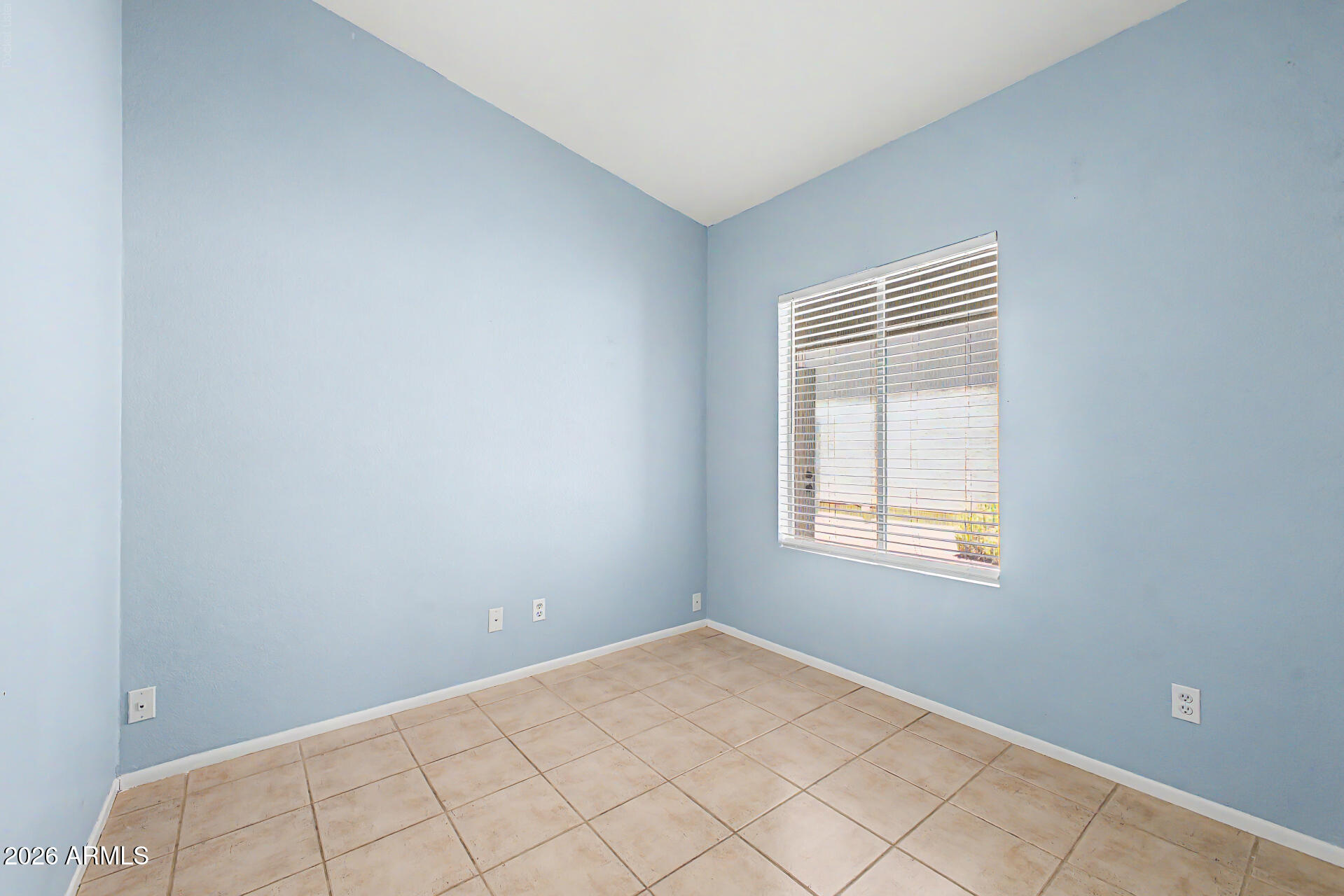 9405 South 45th Place Phoenix, AZ 85044 - Photo 21 of 31 19 - 45th