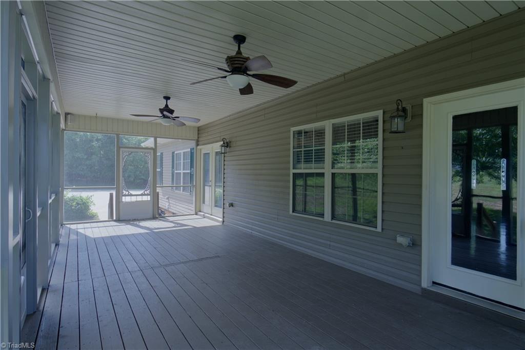 2034 Waterford Pointe Road Lexington, NC 27292 - Photo 9 of 38