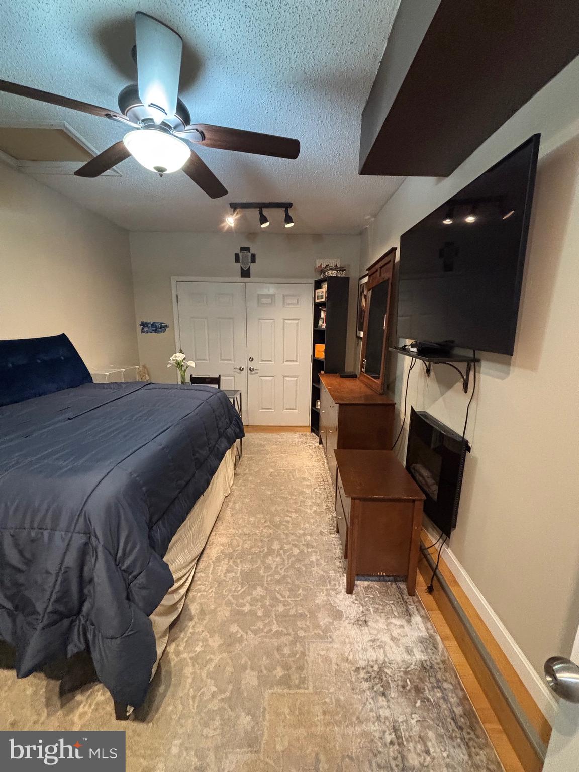 60 High Meadows Drive Sicklerville, NJ 08081 - Photo 29 of 60 a spacious bedroom with a bed and a flat screen tv