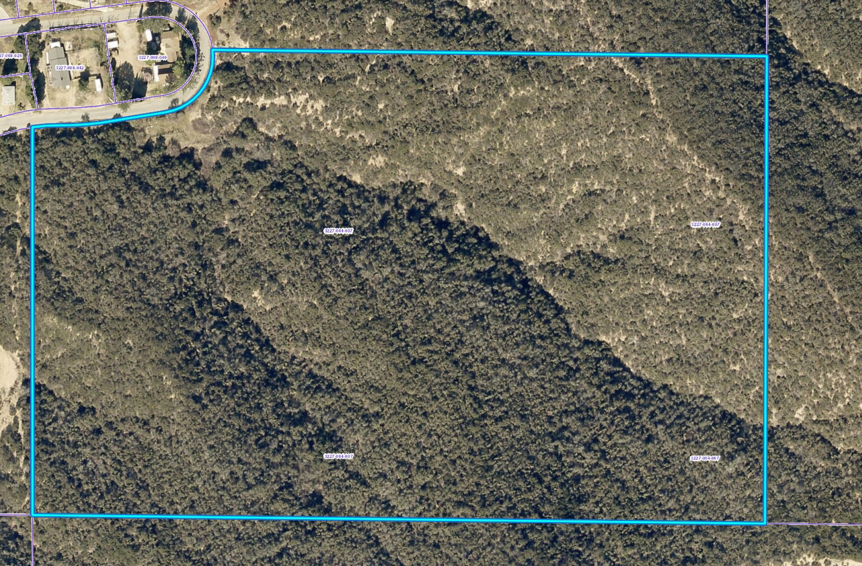 Cll Rosalito Green Valley, CA 91390 - Photo 8 of 9 a bathroom with a shower