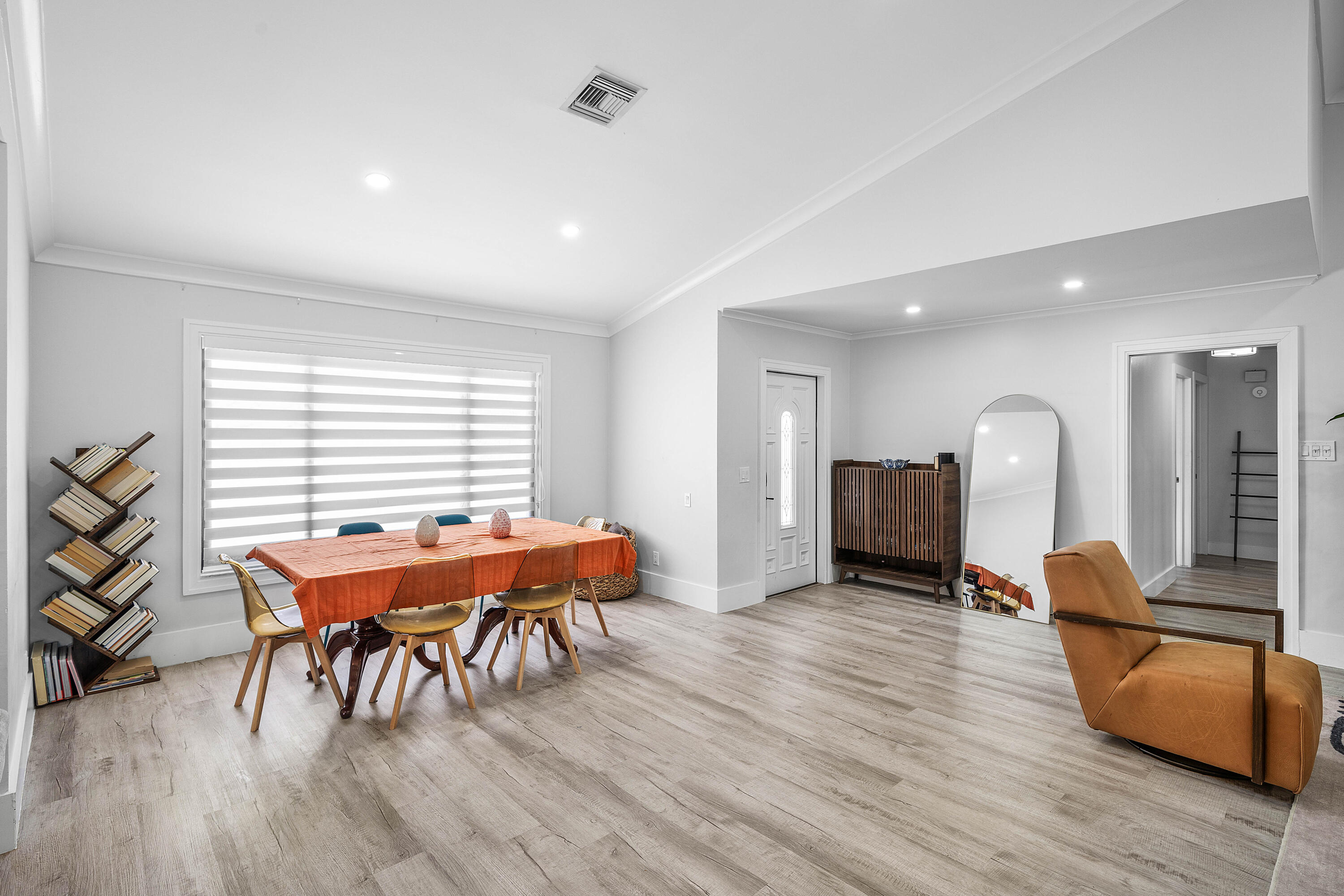 18235 104th Terrace South Boca Raton, FL 33498 - Photo 5 of 50 005-18235104thTerraceSouth-BocaRaton-FL-