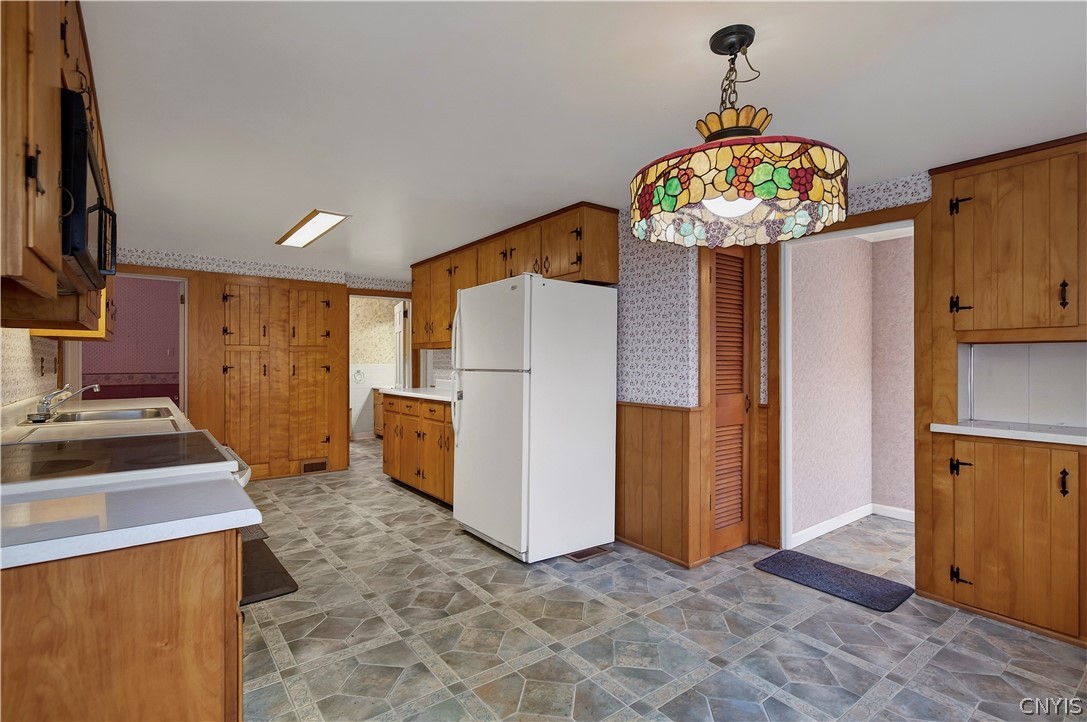 2748 State Route Deansboro, NY 13328 - Photo 25 of 45 1ST FLOOR APARTMENT KITCHEN