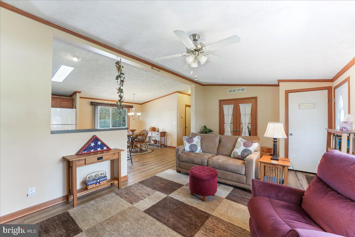 59 Glen Roy Road Nottingham, PA 19362 - Photo 6 of 26 Gallery Image 6