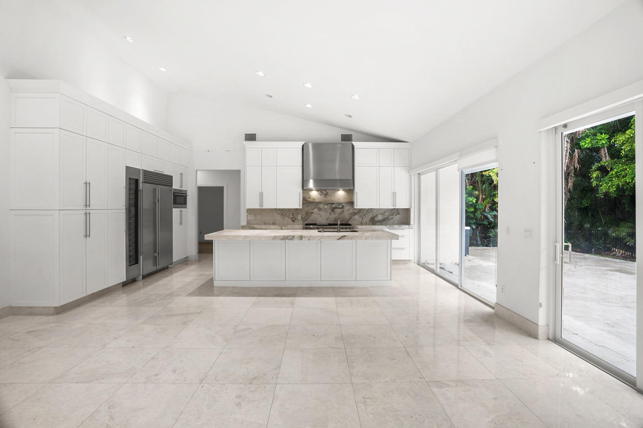 910 Parkside Circle North Boca Raton, FL 33486 - Photo 19 of 54 910 Parkside Circle N