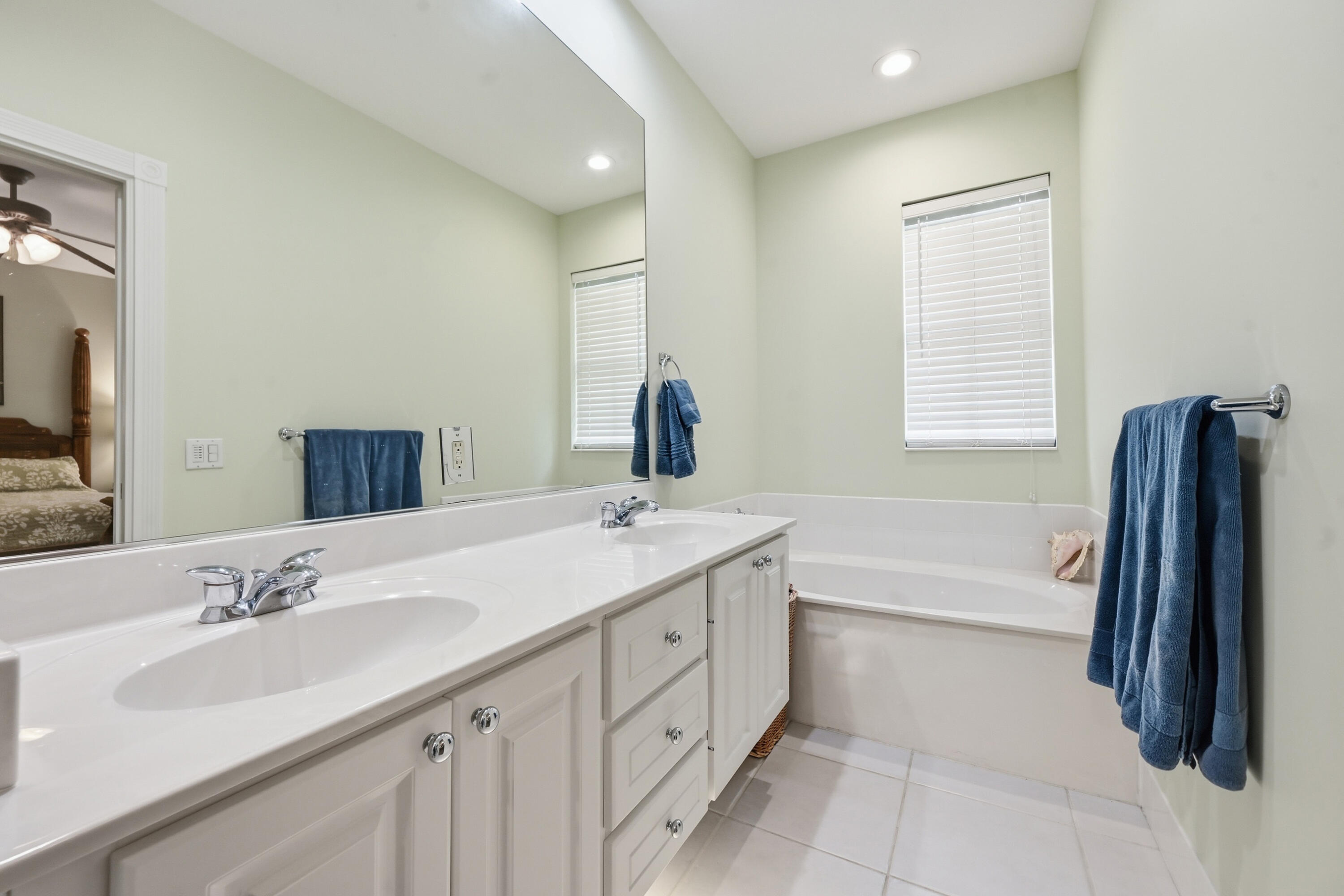 1865 Frederick Small Road Jupiter, FL 33458 - Photo 25 of 52 24_ra1_5790
