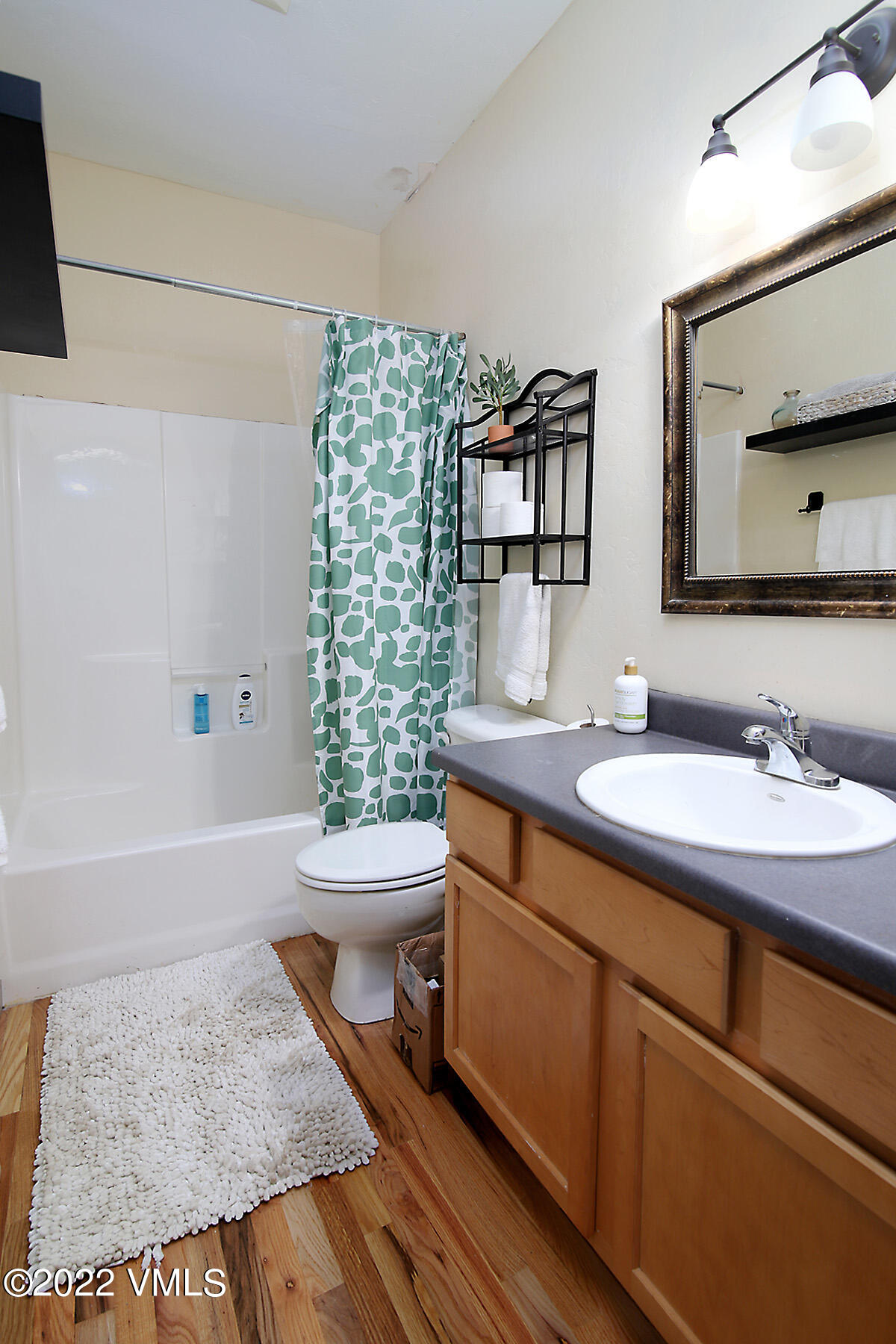511 Metcalf Road, Unit G20 Avon, CO 81620 - Photo 11 of 13 12.second bath