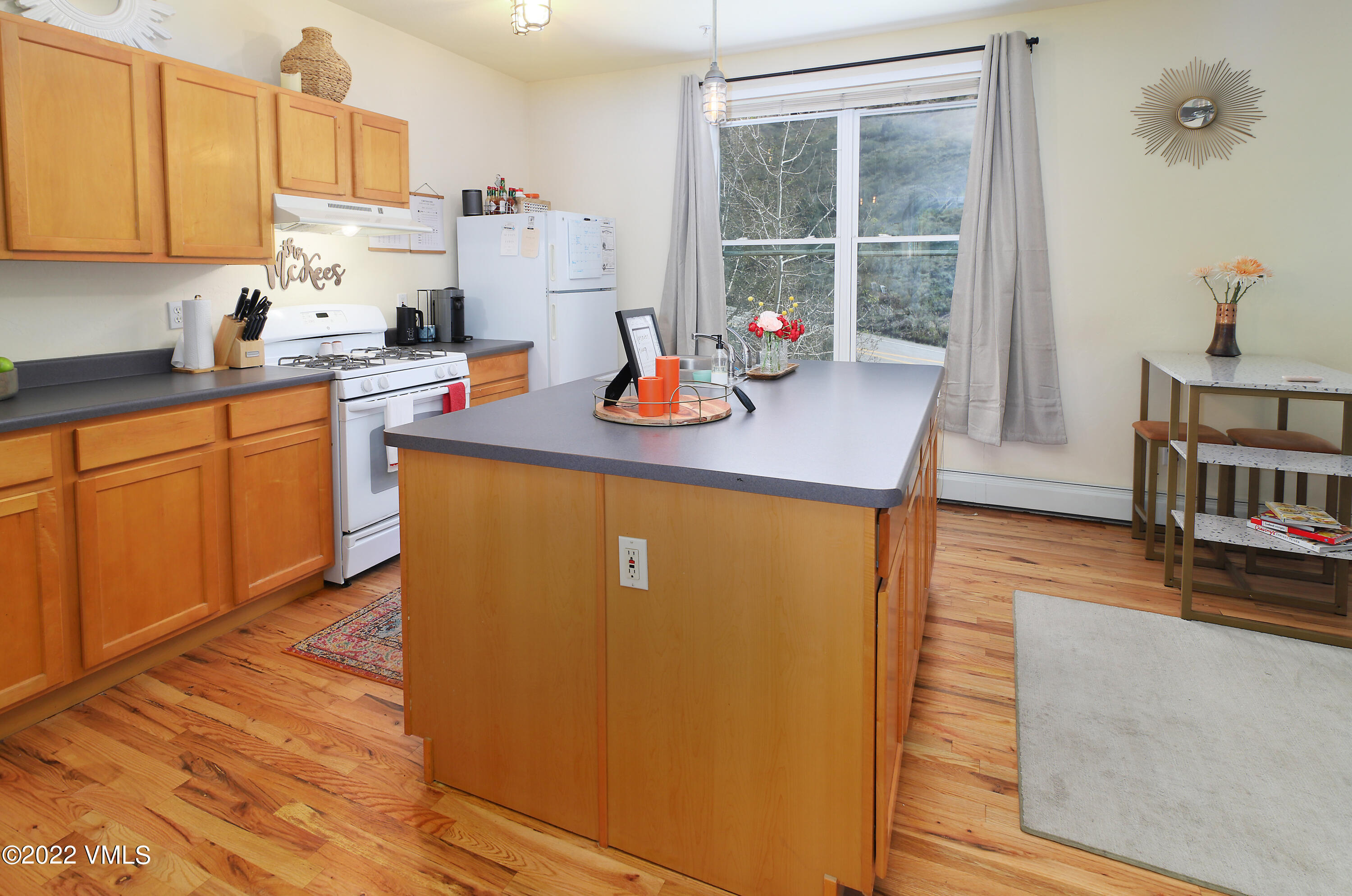 511 Metcalf Road, Unit G20 Avon, CO 81620 - Photo 7 of 13 8.kitchen