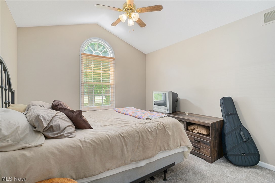 5964 Shaffer Road Northwest Warren, OH 44481 - Photo 9 of 20 Gallery Image 9