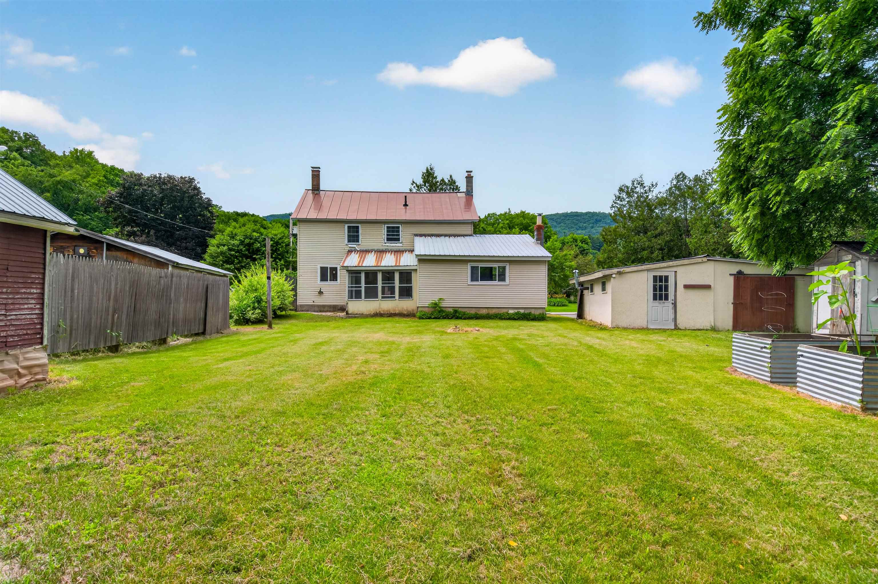 2 Willow Street Proctor, VT 05765 - Photo 12 of 48