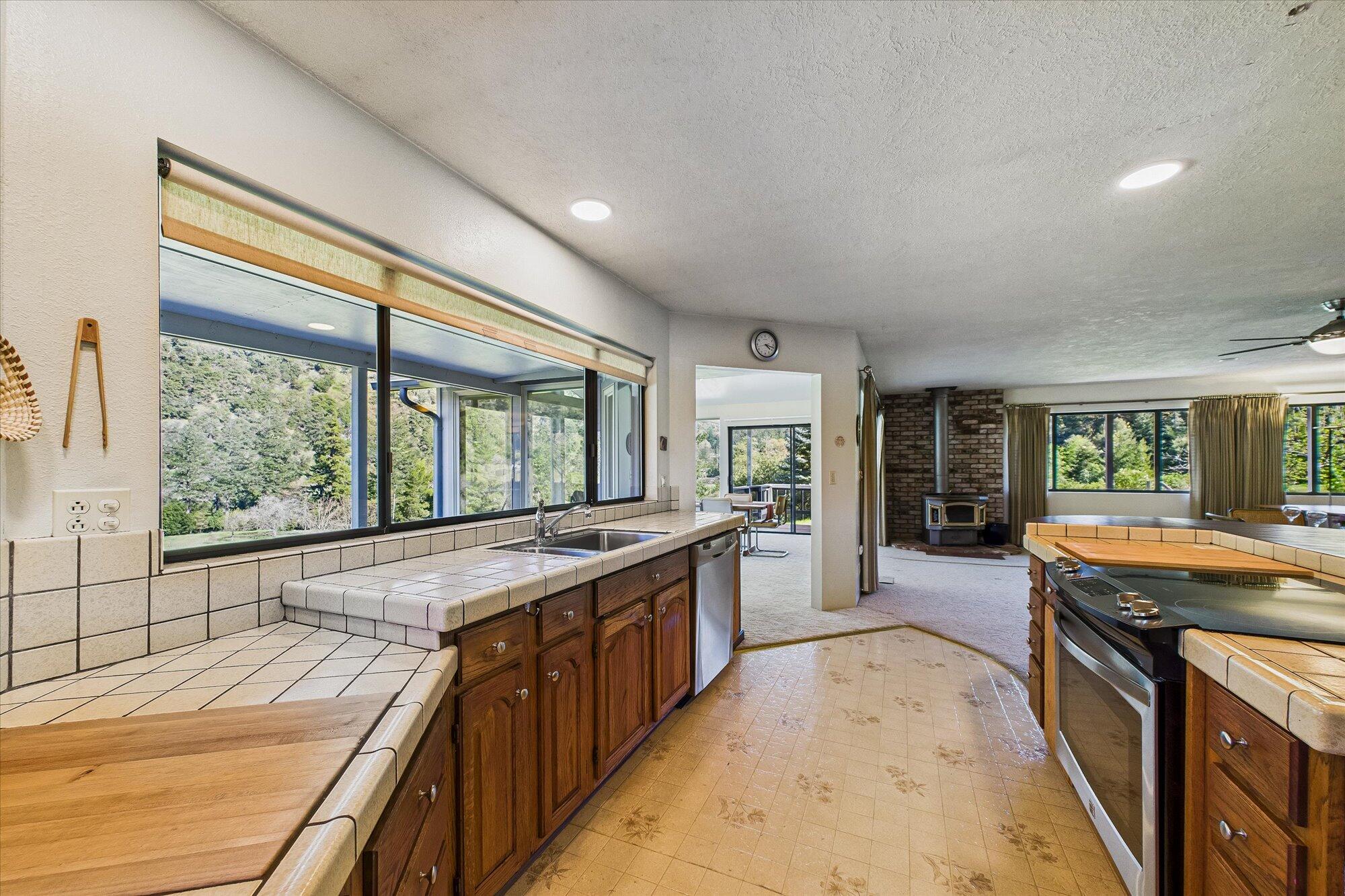 61 Riverside Lane Willow Creek, CA 95573 - Photo 40 of 83