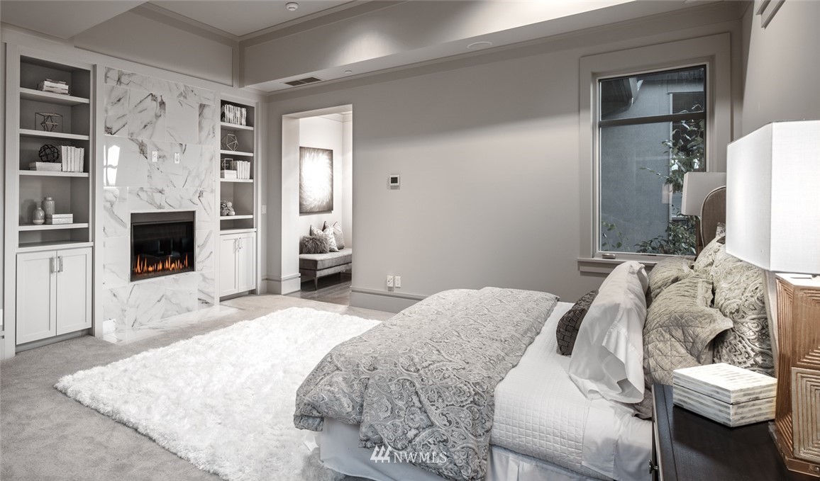 9026 Northeast 19th Street Clyde Hill, WA 98004 - Photo 11 of 25