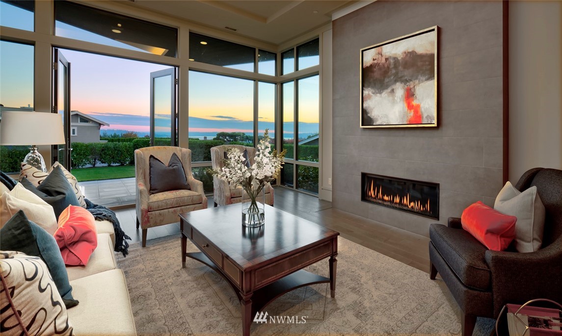 9026 Northeast 19th Street Clyde Hill, WA 98004 - Photo 6 of 25