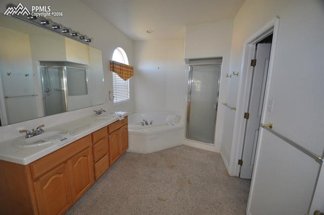 1026 Bowstring Road Monument, CO 80132 - Photo 7 of 22