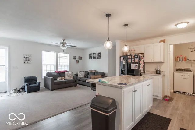 $260,000 | 4518 Autumn Hills Drive, Spencer, IN 47460