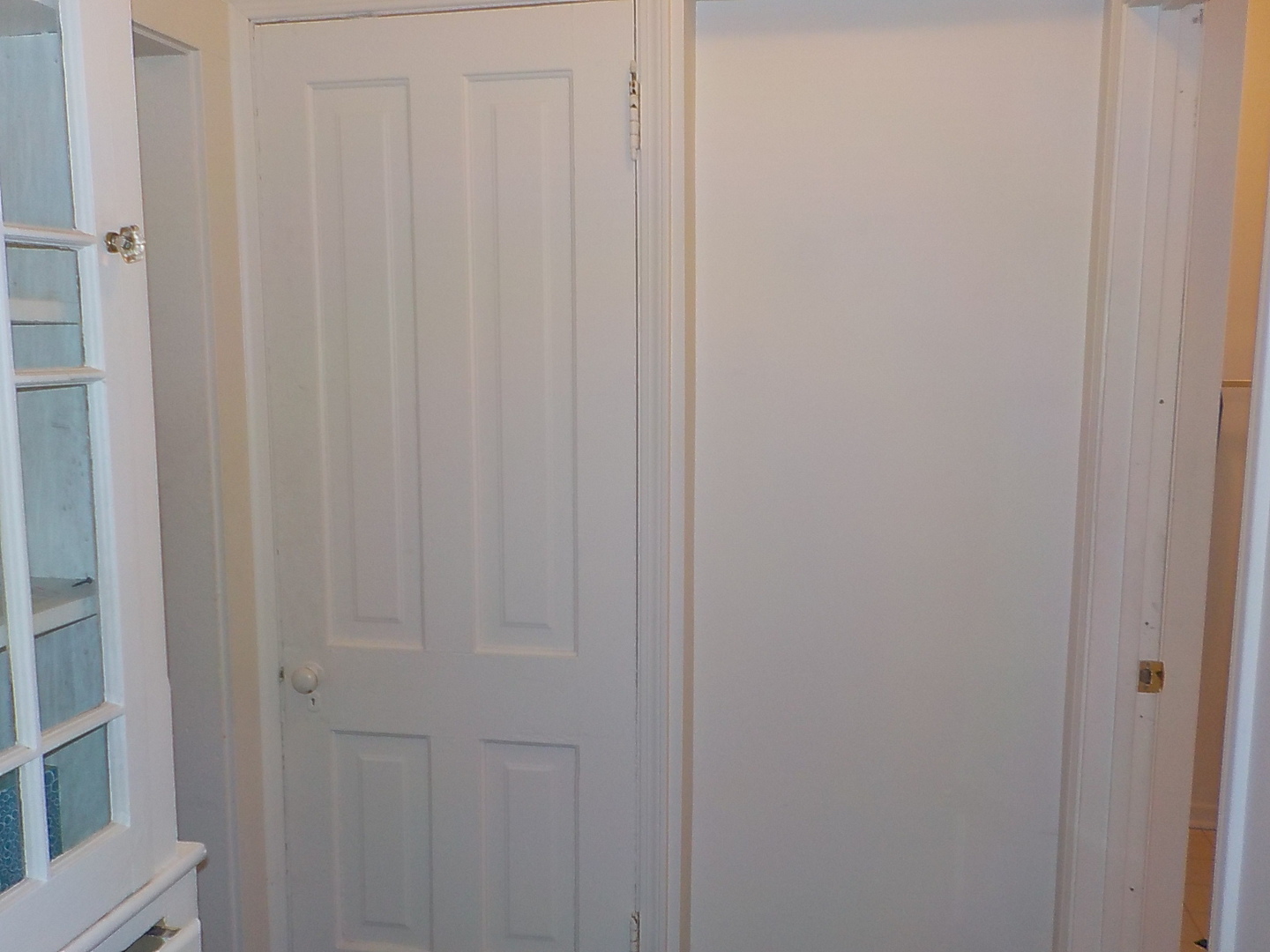 505 North 7th Street Rochelle, IL 61068 - Photo 7 of 9 a close up view of curtain