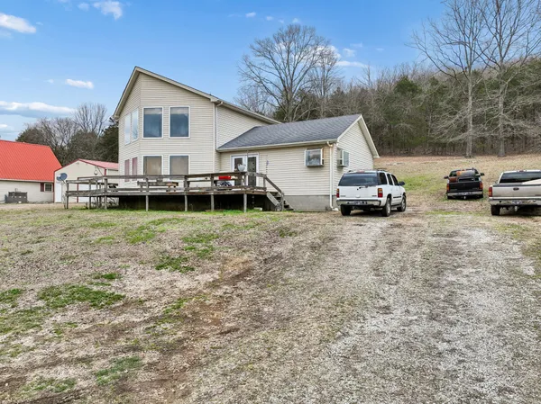 $299,900 | 179 Lakeside Drive, Carthage, TN 37030