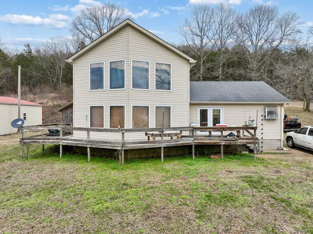 $325,000 | 179 Lakeside Drive, Carthage, TN 37030