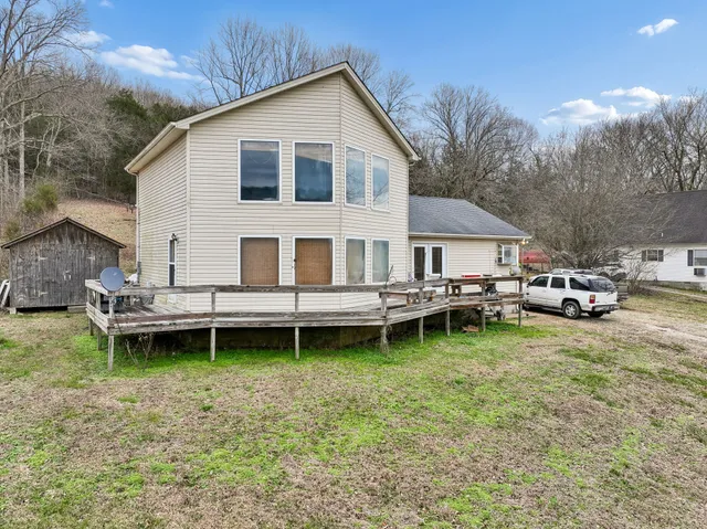 $325,000 | 179 Lakeside Drive, Carthage, TN 37030