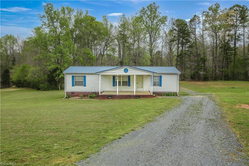 3996 Dunbar Bridge Road Asheboro, NC 27205 - Photo 1 of 41 Gallery Image 1