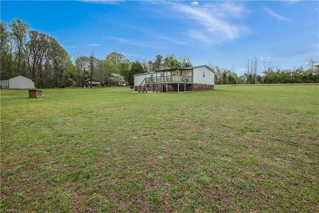3996 Dunbar Bridge Road Asheboro, NC 27205 - Photo 11 of 41 Gallery Image 11