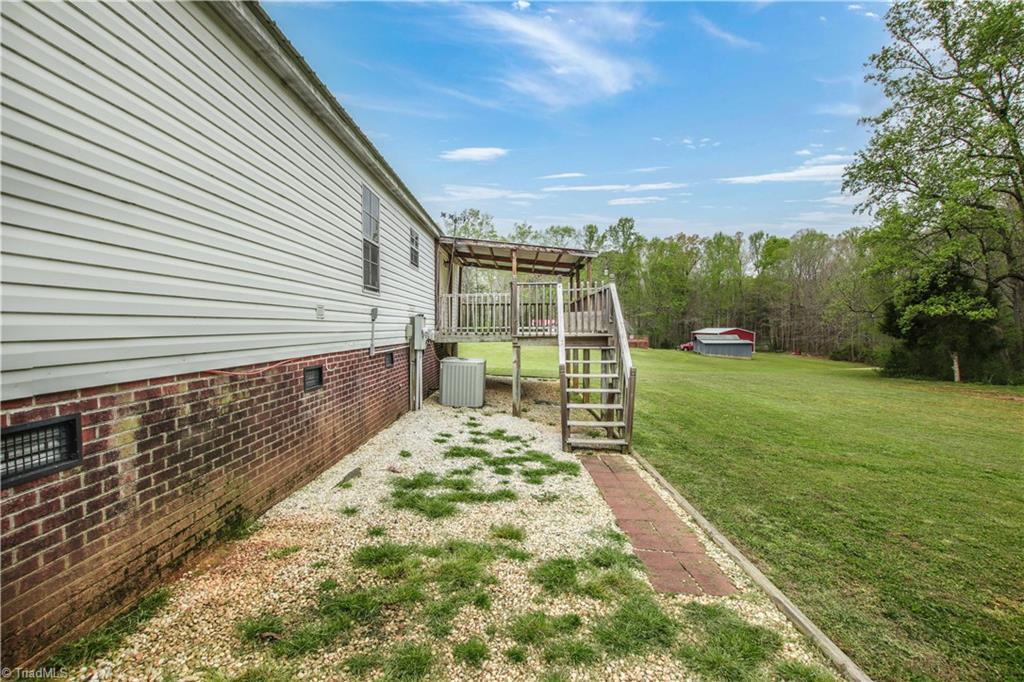 3996 Dunbar Bridge Road Asheboro, NC 27205 - Photo 12 of 41 Gallery Image 12